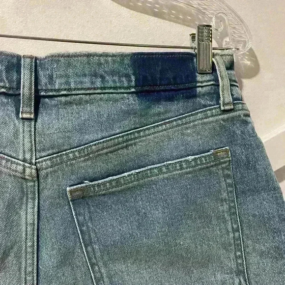 Abercrombie & Fitch Mom Hight Rise Denim  Pride Sequin Heart Shorts Size 30/10 - Picture 11 of 13